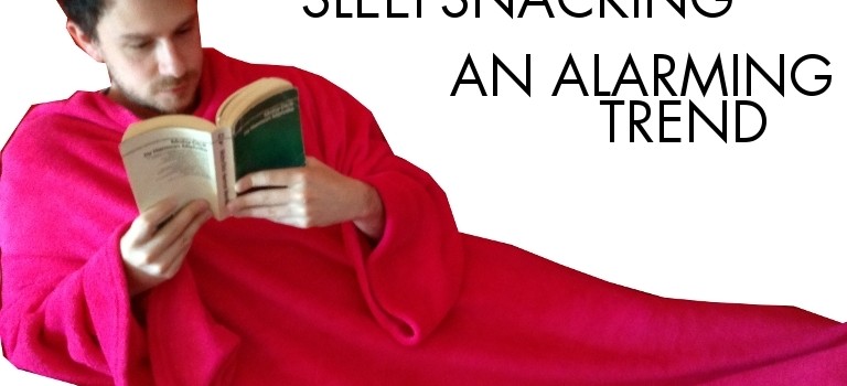 snuggie_sleepsnacking